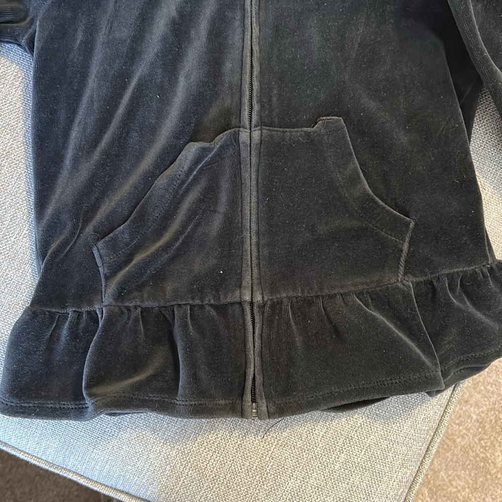 Velour Jacket 🖤 - Picture 2 of 7